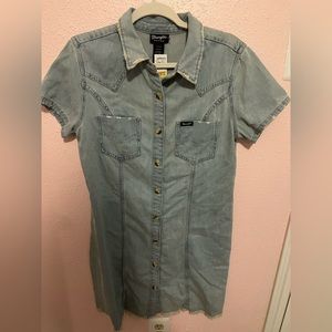 NWT Wrangler Retro Button up Denim Dress